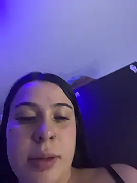 Katherinesweett  online show from November 29, 2025, 3:17 am