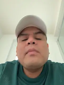 Snapshot of Pelotas2000 chatting on January 12, 2026, 3:52 pm Pelotas2000 online show from January 12, 2026, 3:52 pm