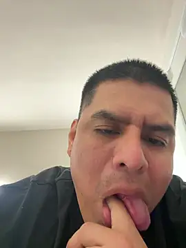 Snapshot of Pelotas2000 chatting on January 9, 2026, 6:04 pm Pelotas2000 online show from January 9, 2026, 6:04 pm