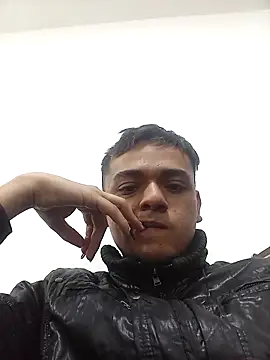 Snapshot of sebaslove2005 chatting on December 17, 2025, 12:26 am sebaslove2005 online show from December 17, 2025, 12:26 am