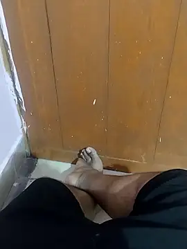 Snapshot of ROCKER0UDI chatting on November 23, 2025, 6:40 pm ROCKER0UDI online show from November 23, 2025, 6:40 pm