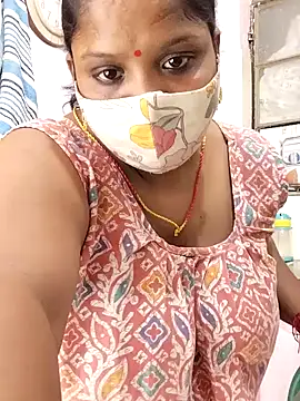 Snapshot of CUTE-LOVE-SWEETS chatting on May 15, 2026, 4:27 pm CUTE-LOVE-SWEETS online show from May 15, 2026, 4:27 pm