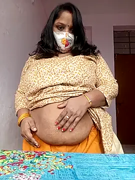 CUTE-LOVE-SWEETS online show from December 3, 2025, 4:57 am