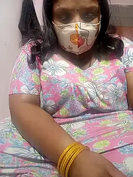 CUTE-LOVE-SWEETS online show from December 3, 2025, 5:01 pm