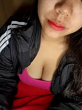 Xiu-L online show from November 19, 2025, 12:54 am