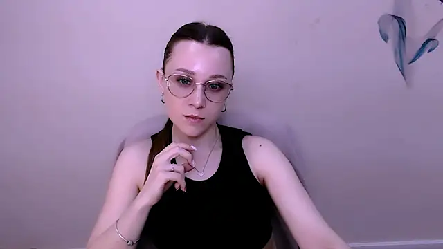 Snapshot of MillaTems_ chatting on May 7, 2026, 9:23 am MillaTems online show from May 7, 2026, 9:23 am