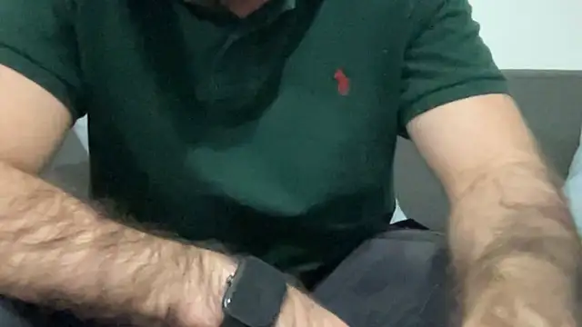 Snapshot of Noxial_Red chatting on December 3, 2025, 7:46 pm Noxial Red online show from December 3, 2025, 7:46 pm