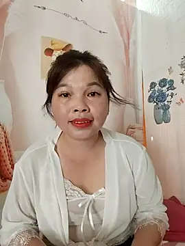 Snapshot of Cover-baa chatting on April 20, 2026, 7:22 am Cover-baa online show from April 20, 2026, 7:22 am