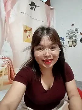 Snapshot of Cover-baa chatting on May 16, 2026, 11:04 pm Cover-baa online show from May 16, 2026, 11:04 pm