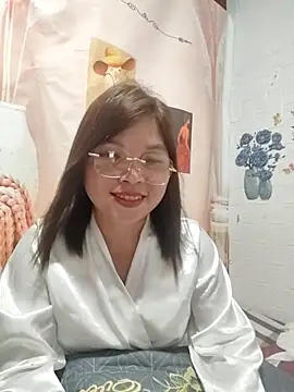 Snapshot of Cover-baa chatting on April 17, 2026, 3:48 pm Cover-baa online show from April 17, 2026, 3:48 pm