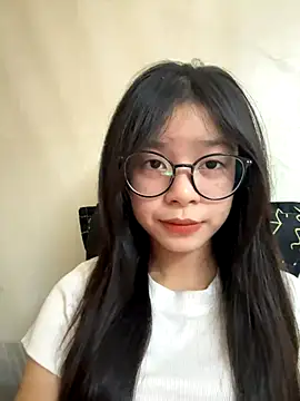 mau155  online show from November 18, 2025, 7:11 am