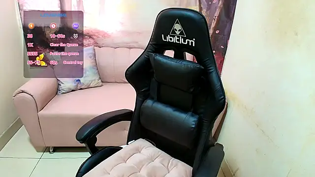 Snapshot of Emma_latinasexy18 chatting on February 4, 2026, 6:36 pm Emma latinasexy18 online show from February 4, 2026, 6:36 pm