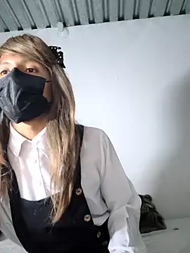 Cristchara online show from December 19, 2025, 3:43 am