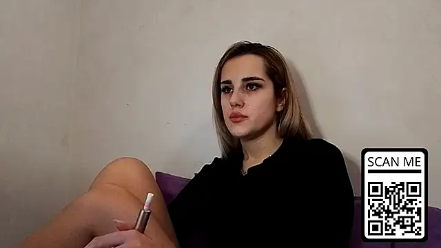 Snapshot of HotMusex chatting on December 15, 2025, 11:38 am HotMusex online show from December 15, 2025, 11:38 am