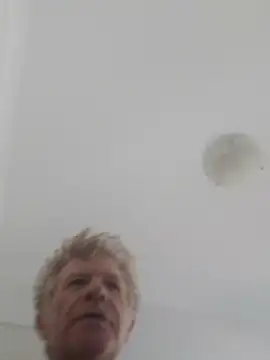 Snapshot of Hardwarelane67 chatting on February 4, 2026, 10:05 pm Hardwarelane67 online show from February 4, 2026, 10:05 pm