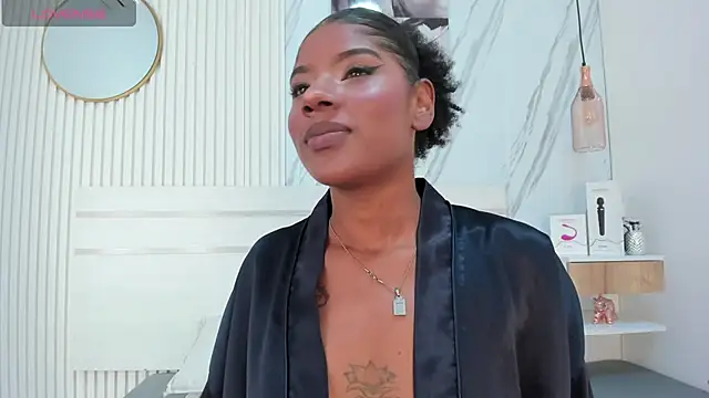 Afro Luna online show from November 28, 2025, 12:05 pm