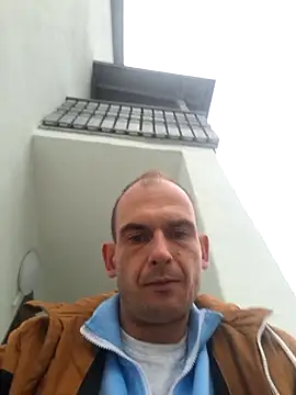 Snapshot of Tomus38 chatting on November 30, 2025, 1:56 pm Tomus38 online show from November 30, 2025, 1:56 pm