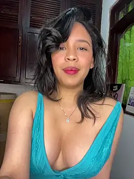 Esmerald 1111 online show from February 5, 2026, 10:33 am