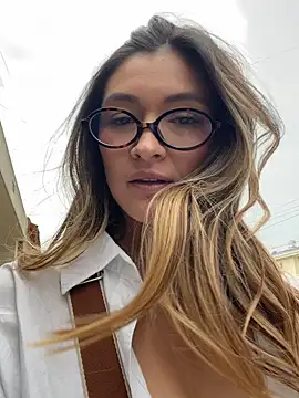 GeorginaBlack online show from December 17, 2025, 7:30 pm