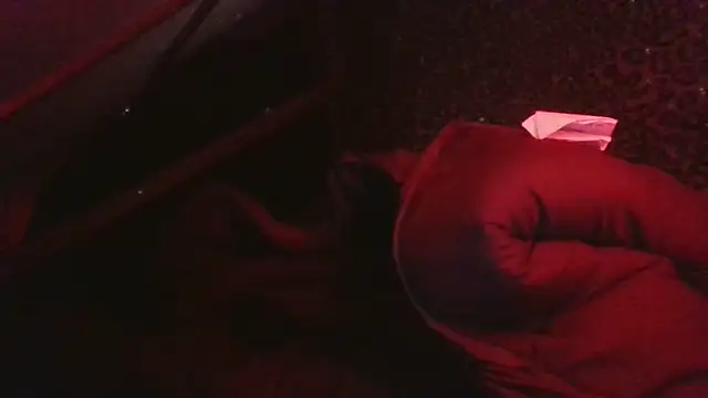 VenezuelaLuxeNoir online show from December 21, 2025, 8:05 am