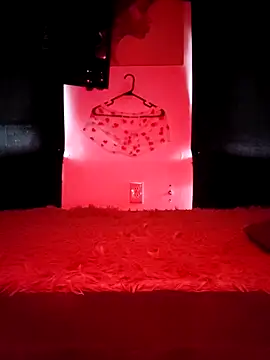 VenezuelaLuxeNoir online show from February 12, 2026, 9:14 pm