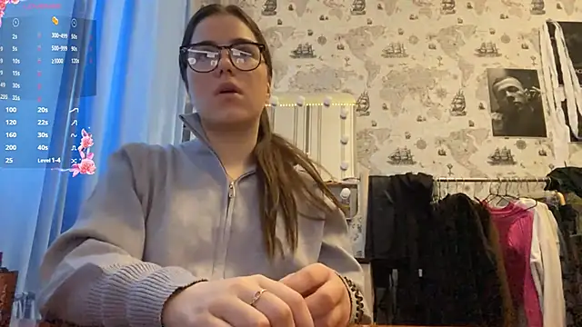 macanmercedes online show from December 1, 2025, 10:16 am