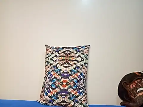 Snapshot of fati35flou chatting on May 10, 2026, 5:44 am fati35flou online show from May 10, 2026, 5:44 am