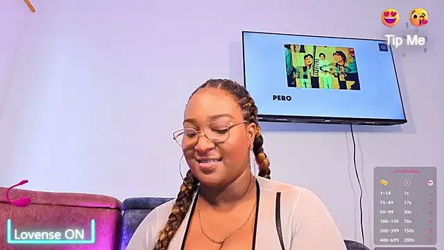 Snapshot of IssaNoirr chatting on January 11, 2026, 3:19 pm IssaNoirr online show from January 11, 2026, 3:19 pm