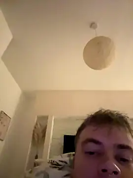 markomarul online show from November 18, 2025, 3:21 am