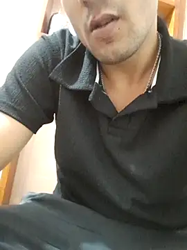 Snapshot of FrappedLocking chatting on May 1, 2026, 4:17 am FrappedLocking online show from May 1, 2026, 4:17 am