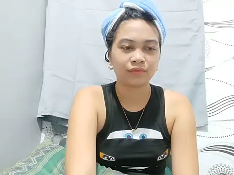 Ursexyasianskinny online show from June 16, 2026, 6:35 am