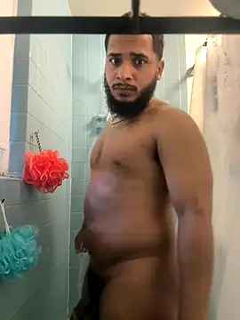 Snapshot of lovebelowyou chatting on December 16, 2025, 8:46 pm lovebelowyou online show from December 16, 2025, 8:46 pm