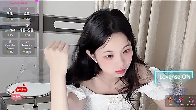 Snapshot of bunny-- chatting on March 23, 2026, 1:33 pm bunny-- online show from March 23, 2026, 1:33 pm