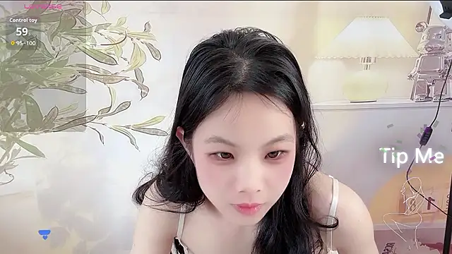 Snapshot of bunny-- chatting on January 11, 2026, 5:03 am bunny-- online show from January 11, 2026, 5:03 am