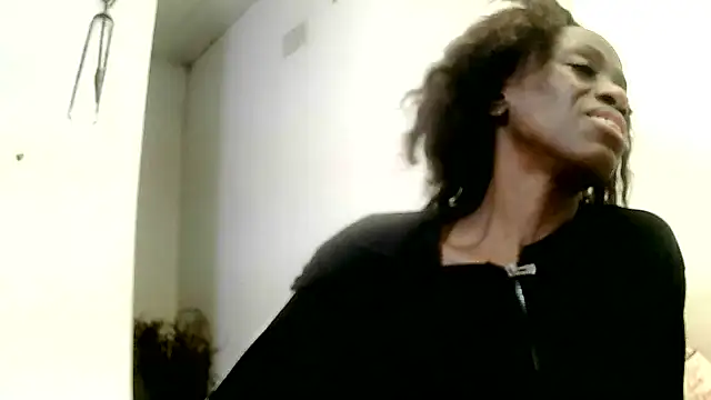 Snapshot of BrunetteNaomi8 chatting on May 26, 2026, 8:07 pm BrunetteNaomi8 online show from May 26, 2026, 8:07 pm