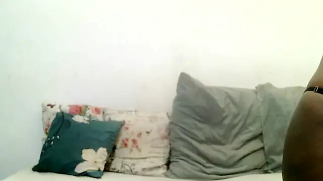 Snapshot of BrunetteNaomi8 chatting on May 14, 2026, 7:44 pm BrunetteNaomi8 online show from May 14, 2026, 7:44 pm