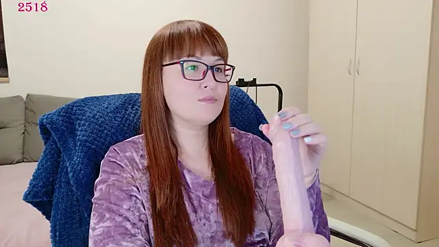 Snapshot of Foxy-lady chatting on April 16, 2026, 9:39 pm Foxy-lady online show from April 16, 2026, 9:39 pm