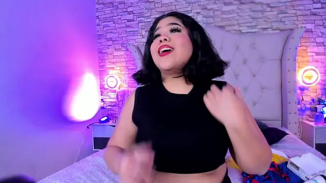 Amanda Mooree online show from March 23, 2026, 4:12 am