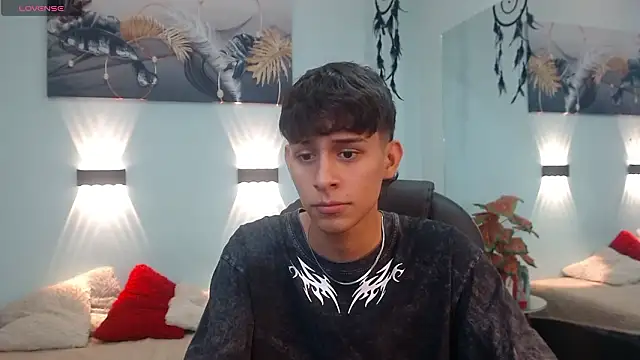 DraxBlade09 online show from February 3, 2026, 1:05 pm