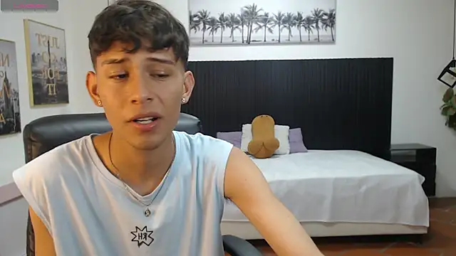 Snapshot of DraxBlade09 chatting on November 21, 2025, 8:08 pm DraxBlade09 online show from November 21, 2025, 8:08 pm