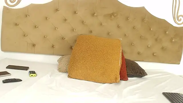 abysskingg online show from March 7, 2026, 12:32 pm