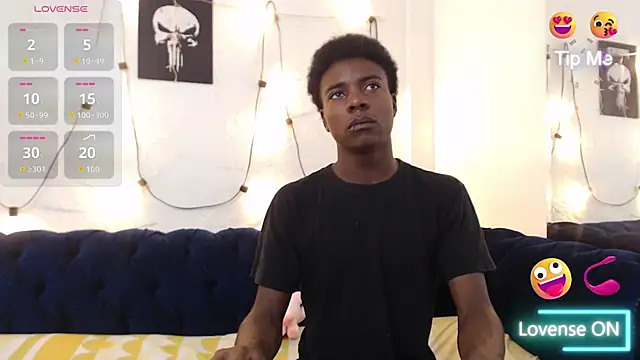 NoahJhonson69 online show from April 6, 2026, 11:22 am