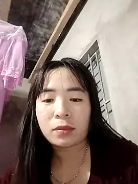 Snapshot of Xuca-bits chatting on December 3, 2025, 3:55 pm Xuca-bits online show from December 3, 2025, 3:55 pm