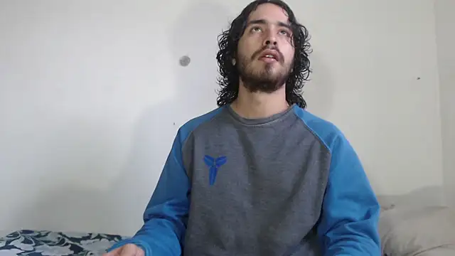 Snapshot of Jave_rave chatting on January 6, 2026, 12:09 pm Jave rave online show from January 6, 2026, 12:09 pm