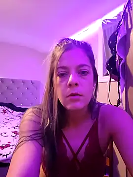 Snapshot of Drowning667 chatting on December 16, 2025, 5:28 pm Drowning667 online show from December 16, 2025, 5:28 pm