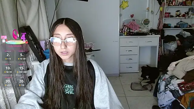 Nanylux online show from December 20, 2025, 2:47 am