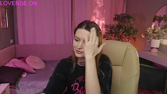 Snapshot of Ursula_Andres chatting on May 14, 2026, 1:13 am Ursula Andres online show from May 14, 2026, 1:13 am