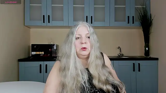 mariabelladonna online show from March 8, 2026, 2:15 am