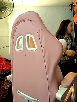 Snapshot of dis_princess chatting on January 13, 2026, 10:41 am dis princess online show from January 13, 2026, 10:41 am