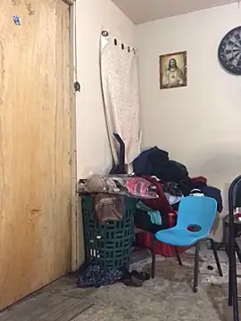 Snapshot of AndreaSFanSTo chatting on February 15, 2026, 10:47 am AndreaSFanSTo online show from February 15, 2026, 10:47 am